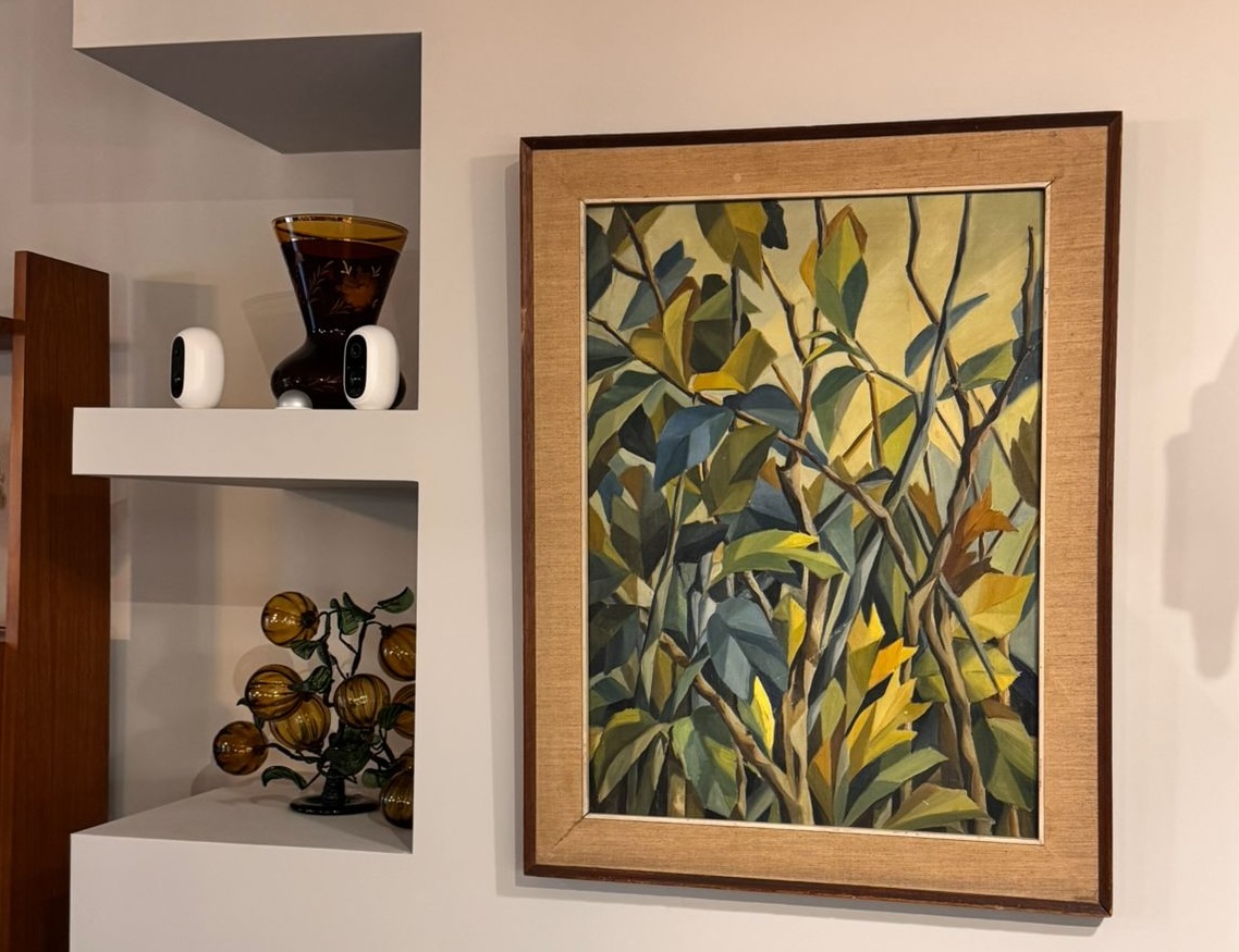 Mid-century modern dining room